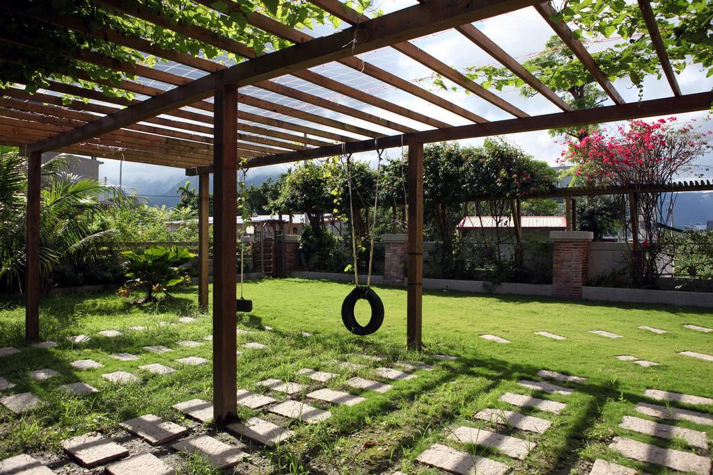 Guest House Of Permaculture Jiaxin Bagian luar foto